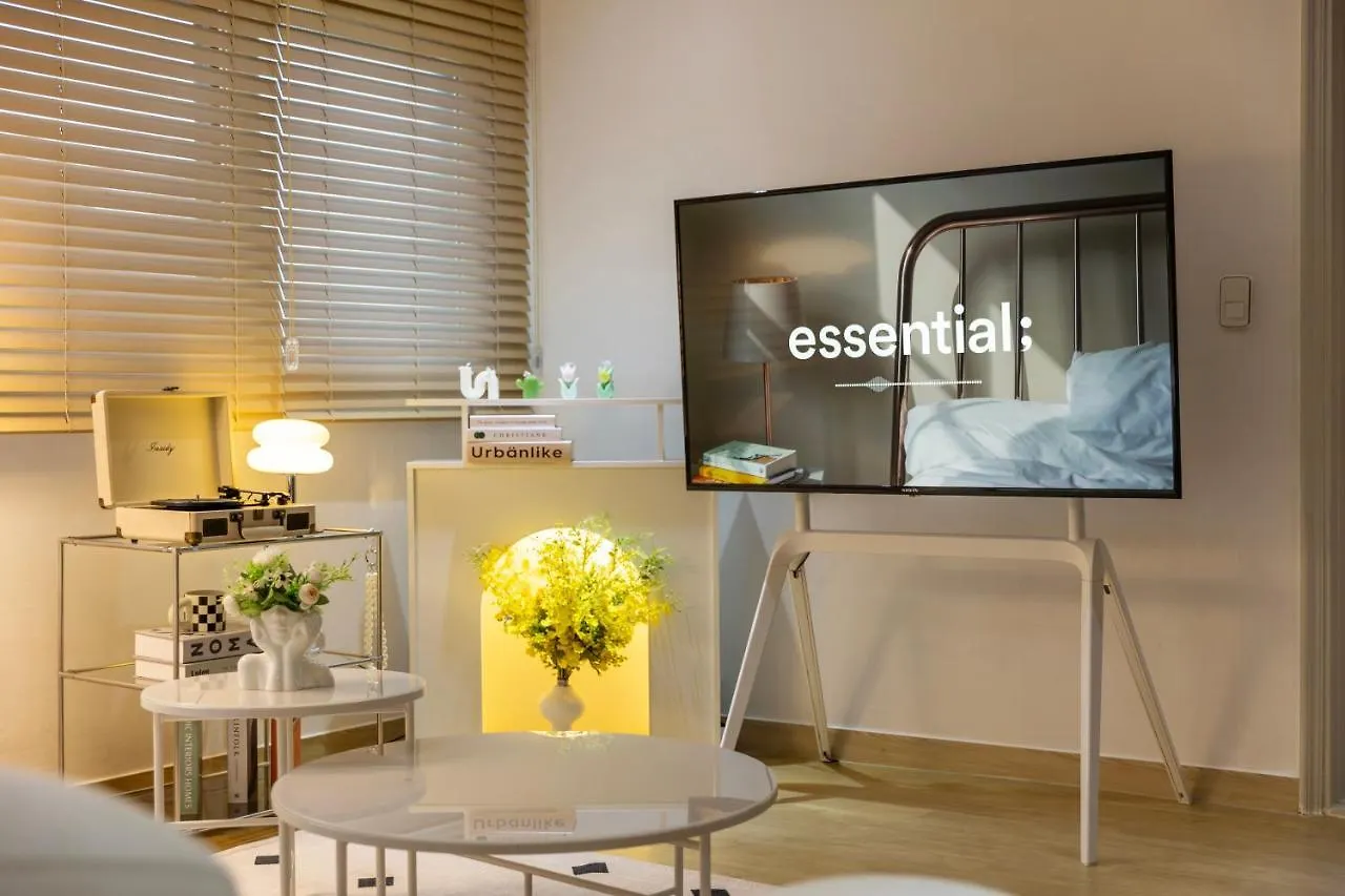 Free Pick-Up, 4 Beds, Near Gangnam, Hongdae, Subway 8 Mins, Spacious Σεούλ